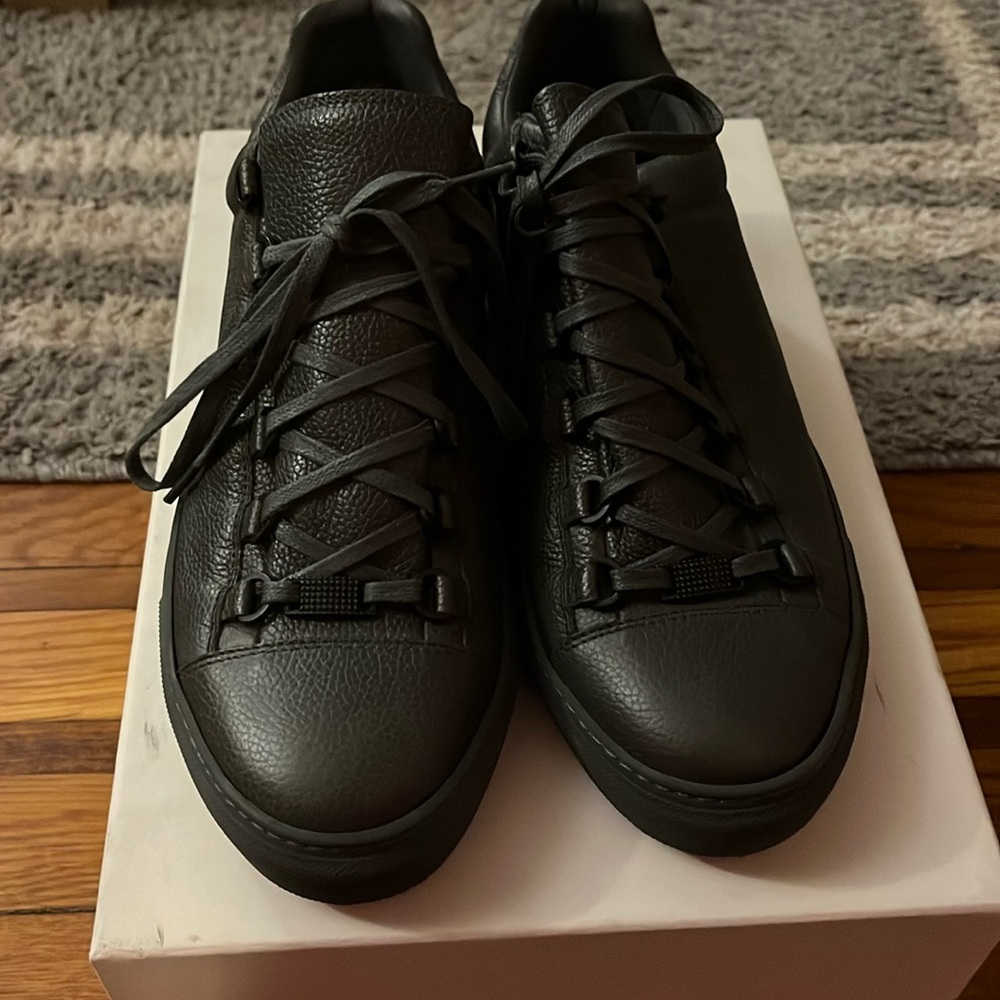 Men’s Balenciaga sneakers